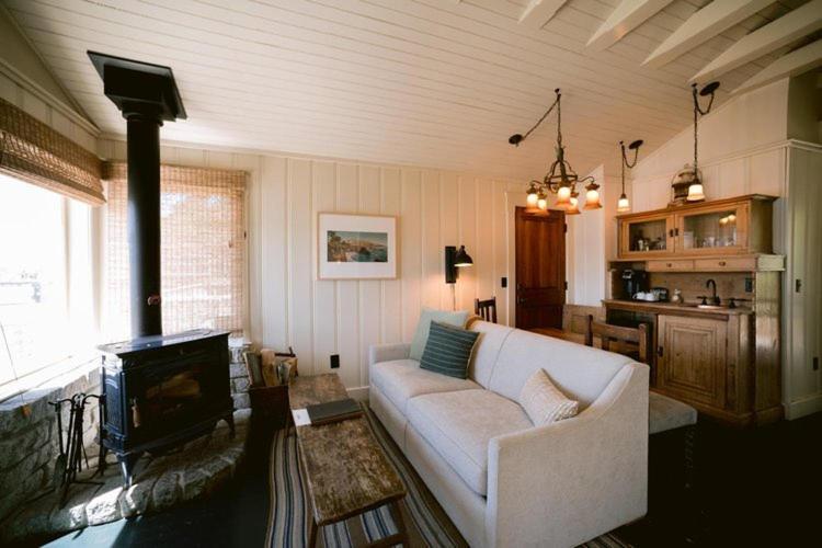 Отель Nick'S Cove Marshall Экстерьер фото