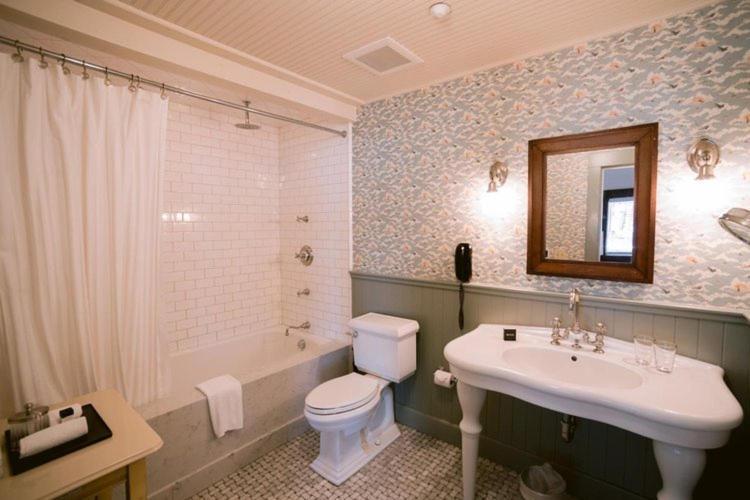 Отель Nick'S Cove Marshall Экстерьер фото